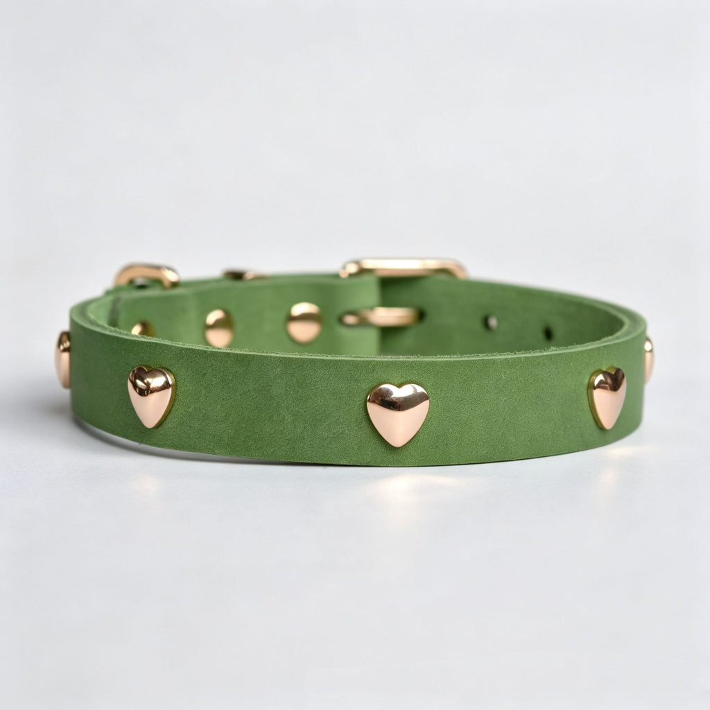 Genuine Full-Grain Leather Dog Collar Gold Heart Rivets Decor adjustable Pet Collar heavy duty no pull dog walking collar