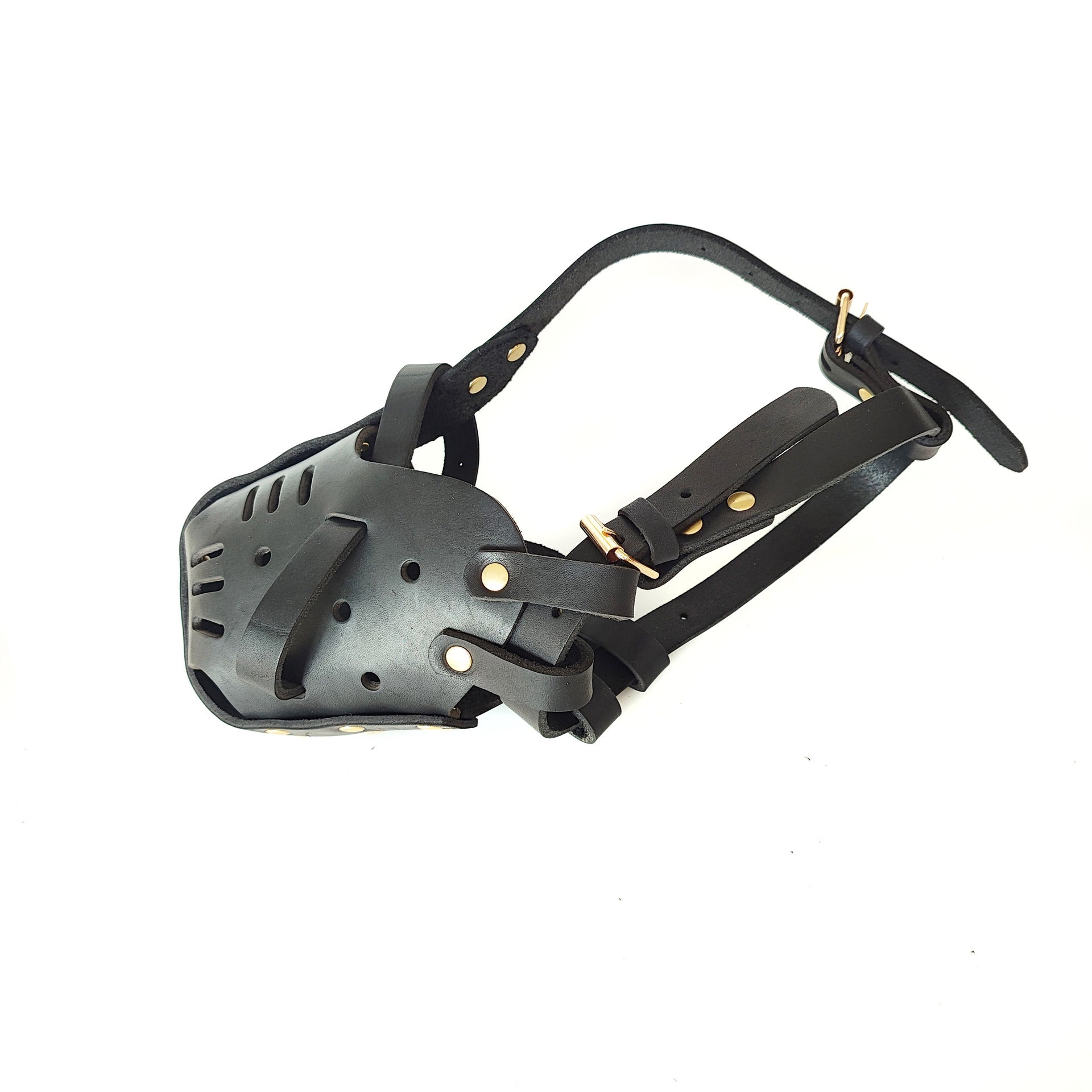 Genuine Top Layer Cowhide Dog Muzzle Adjustable Breathable Anti Bite Leather Pet Muzzle for Medium Large Dogs Prevents Barking Chewing
